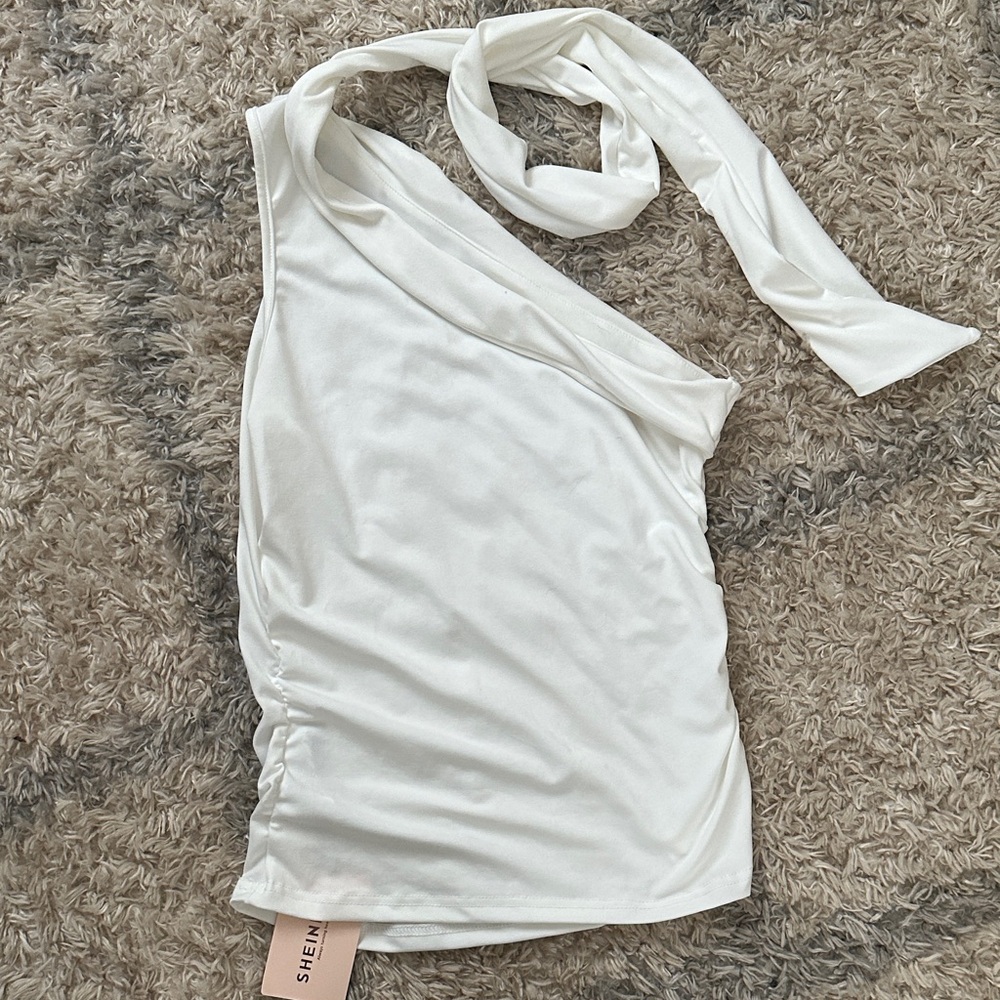 SHEIN Cream One-Shoulder Top